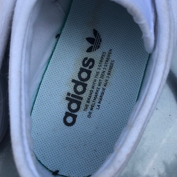 Shoes - Picture 4 of 5